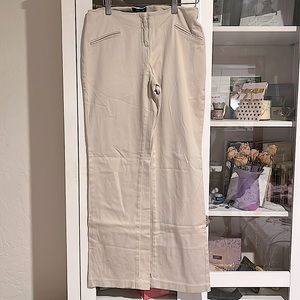 Willi Smith Stretch Cream Pants in Size 8